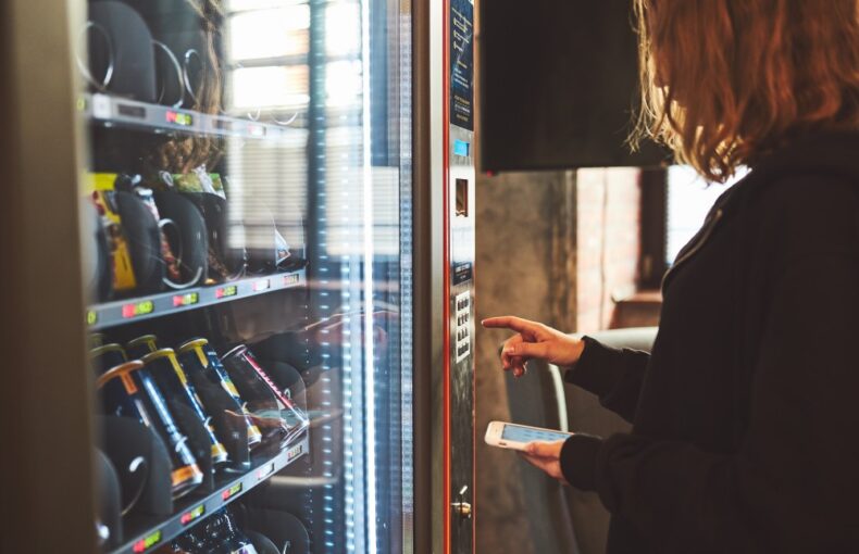 Cum să îți începi propria afacere cu automate de vending